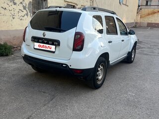 2017 Renault Duster I Рестайлинг, белый, 1050000 рублей, вид 4