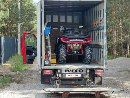 2015 Iveco Daily, красный, 2800000 рублей, вид 4