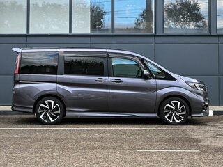 2021 Honda Stepwgn Spada V Рестайлинг, серый, 2679000 рублей, вид 5