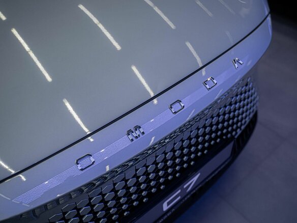 2026 Omoda C7, зелёный, 3099000 рублей - вид 10