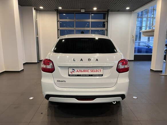 2023 Lada (ВАЗ) Granta I Рестайлинг, белый, 827000 рублей - вид 3