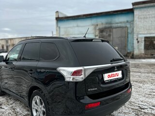 2013 Mitsubishi Outlander III, чёрный, 1250000 рублей, вид 5