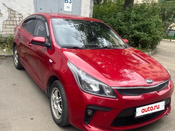2017 Kia Rio IV, красный - вид 3