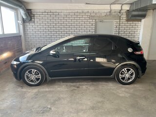2011 Honda Civic VIII Рестайлинг, чёрный, 1500000 рублей, вид 4