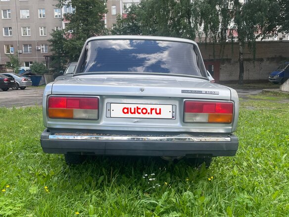 2010 Lada (ВАЗ) 2107, серебристый, 140000 рублей - вид 2