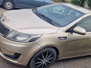2012 Kia Rio III, бежевый, 600000 рублей, вид 5