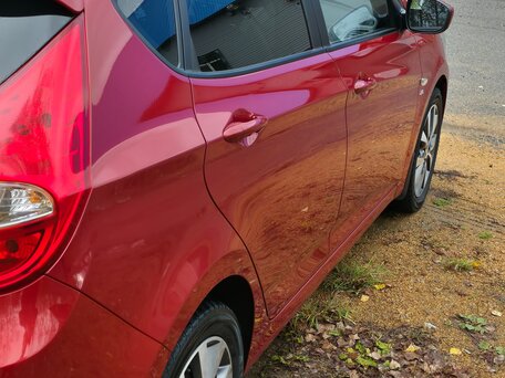 2016 Hyundai Solaris I Рестайлинг, красный, 1300000 рублей, вид 3