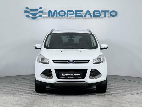 2015 Ford Kuga II, белый - вид 1
