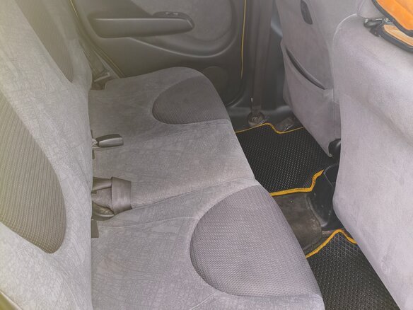 2002 Honda Fit I, жёлтый - вид 11