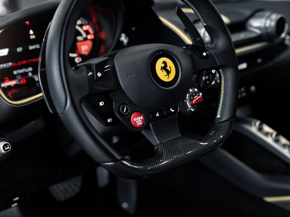 2019 Ferrari 812 Superfast, чёрный, 35000000 рублей - вид 13