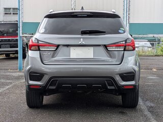2023 Mitsubishi RVR III Рестайлинг 3, серый, 1420000 рублей, вид 3