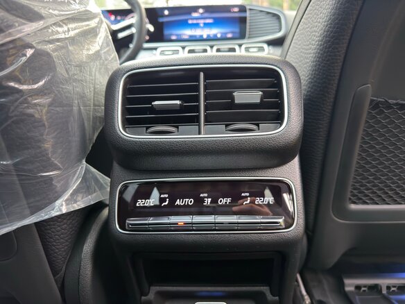 2025 Mercedes-Benz GLS 450 II (X167) Рестайлинг, чёрный, 13950000 рублей - вид 17