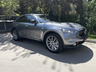 2016 Infiniti QX70, серый, 3700000 рублей, вид 2