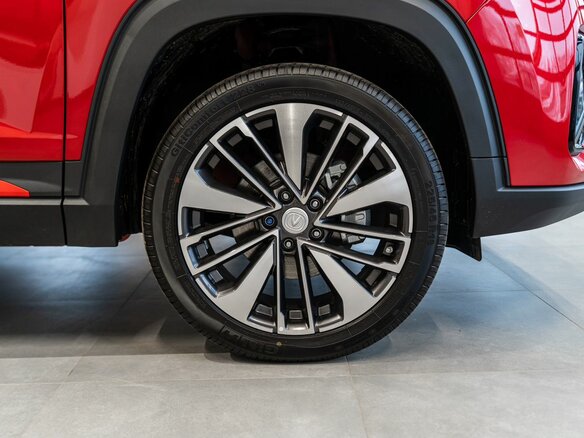 2025 Changan CS35 Plus I Рестайлинг, красный, 2839900 рублей - вид 5