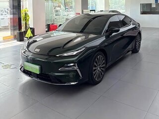 2025 Geely Galaxy Starshine 8 18.4 kWh, зелёный, 3450000 рублей, вид 1