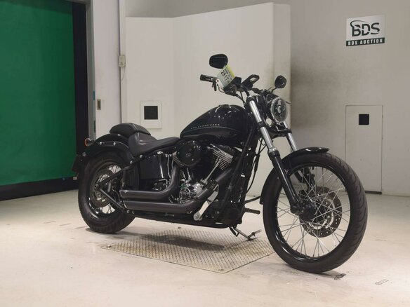 2011 Harley-Davidson Blackline, чёрный, 757000 рублей - вид 2