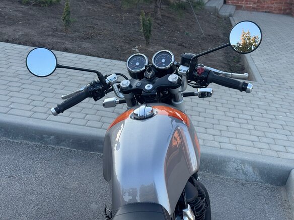 2024 Royal Enfield Continental GT, серебристый, 555000 рублей - вид 3