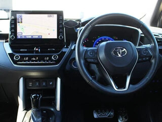 2023 Toyota Corolla Cross I, белый, 2210000 рублей, вид 5