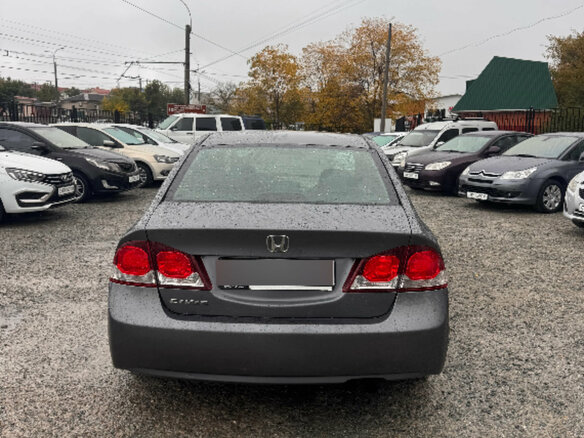 2009 Honda Civic VIII Рестайлинг, серый, 820000 рублей - вид 4