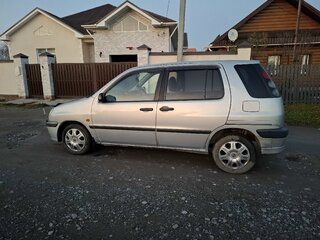 2000 Toyota Raum I, серый, 270000 рублей, вид 4
