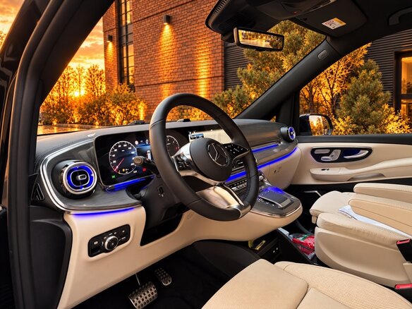2026 Mercedes-Benz V-Класс Extra Long 300 d экстра длинный III (W447) Рестайлинг 2, чёрный, 13990000 рублей - вид 12