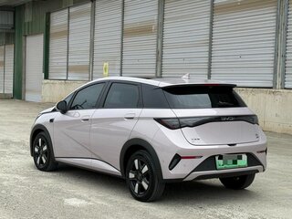 2026 BYD Dolphin 45.12 kWh I Рестайлинг, серый, 1400000 рублей, вид 3