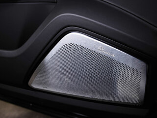 2026 Porsche Cayenne III Рестайлинг, чёрный, 21475000 рублей, вид 3