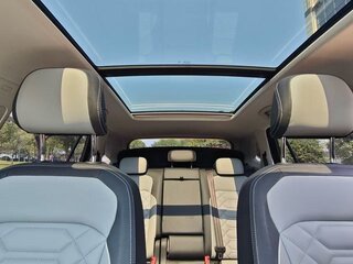 2023 Volkswagen Tayron I Рестайлинг, чёрный, 2500000 рублей, вид 3