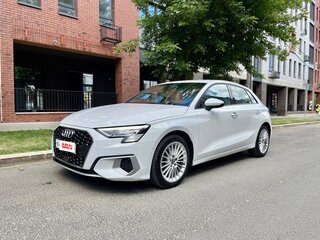 2020 Audi A3 Sportback 35 TFSI IV (8Y), белый, 2200000 рублей, вид 2