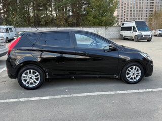 2012 Hyundai Solaris I, чёрный, 660000 рублей, вид 2