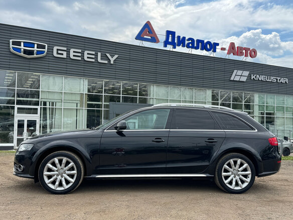 2011 Audi A4 allroad IV (B8), чёрный - вид 1
