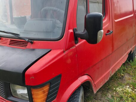 1987 Mercedes-Benz T1, красный, 240000 рублей, вид 2
