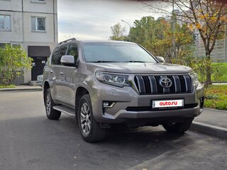 2018 Toyota Land Cruiser Prado 150 Series Рестайлинг 2, коричневый, 4270000 рублей, вид 3