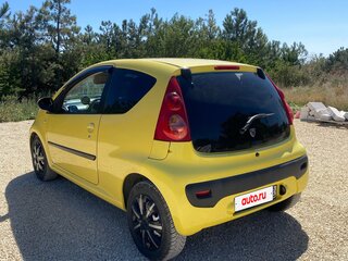 2010 Peugeot 107 I Рестайлинг, жёлтый, 501000 рублей, вид 5