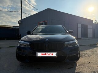 2019 BMW 5 серии 530d xDrive VII (G30/G31/G38), чёрный, 5600000 рублей, вид 4