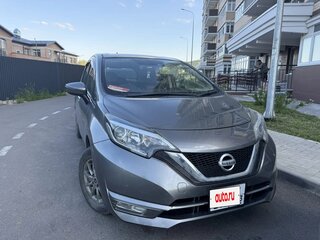 2017 Nissan Note II Рестайлинг, серый, 950000 рублей, вид 1