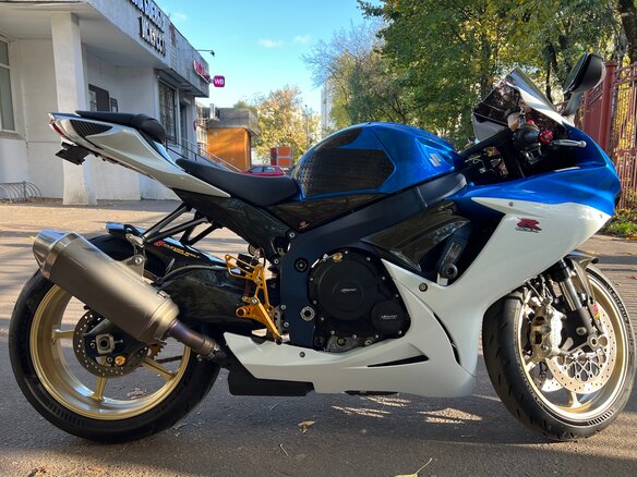 2011 Suzuki GSX-R 600, белый, 795000 рублей - вид 4