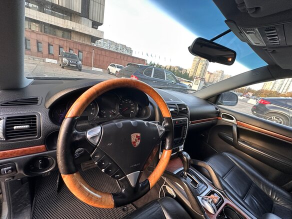 2004 Porsche Cayenne I (955), серый, 600000 рублей - вид 6