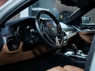 2019 BMW 5 серии 530i VII (G30/G31/G38), белый, 2250000 рублей, вид 5
