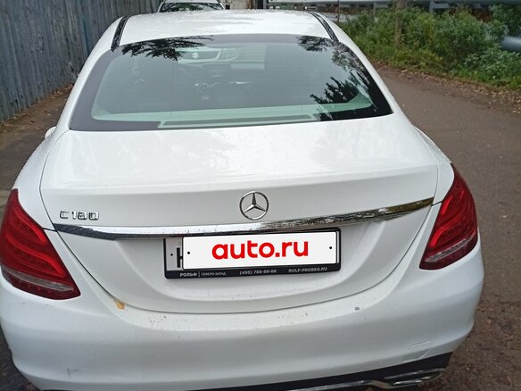 2014 Mercedes-Benz C-Класс 180 IV (W205), белый - вид 2