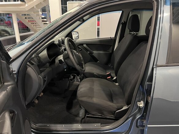 2014 Lada (ВАЗ) Granta I, серый, 318000 рублей - вид 15