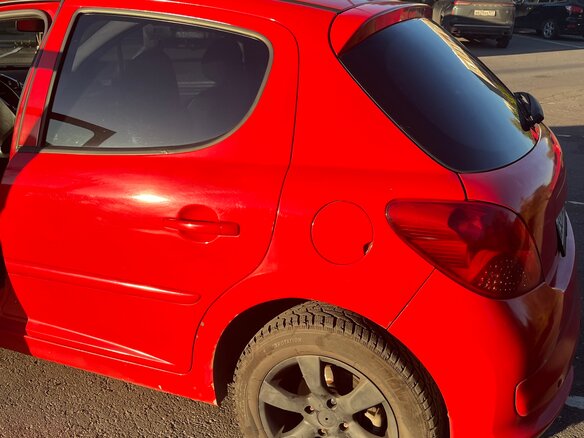 2007 Peugeot 207 I, красный, 270000 рублей - вид 5