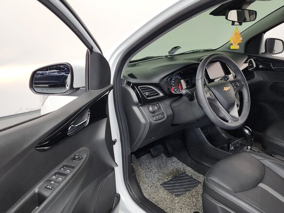 2022 Chevrolet Spark IV Рестайлинг, белый, 1347007 рублей - вид 13