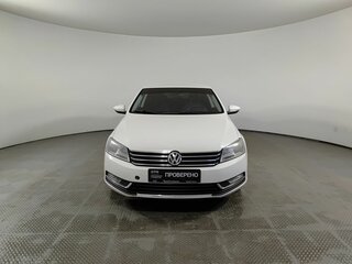 2011 Volkswagen Passat B7, белый, 810000 рублей, вид 2