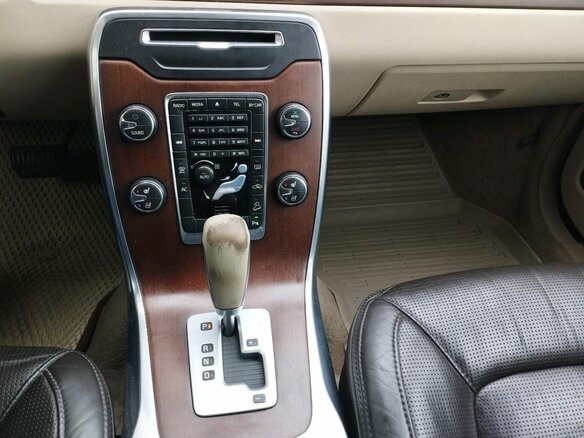 2012 Volvo XC70 II, коричневый - вид 13