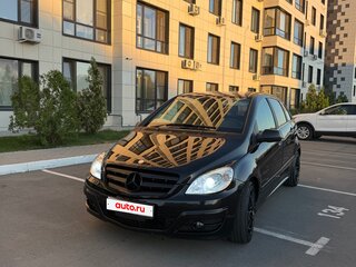 2010 Mercedes-Benz B-Класс 200 I (W245) Рестайлинг, чёрный, 1099000 рублей, вид 3