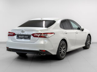 2021 Toyota Camry VIII (XV70) Рестайлинг, белый, 2920000 рублей, вид 5