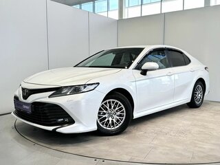 2020 Toyota Camry VIII (XV70), белый, 3200000 рублей, вид 3