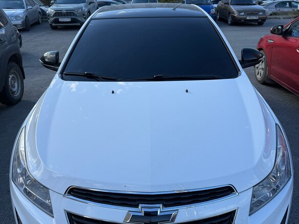 2013 Chevrolet Cruze I Рестайлинг, белый, 750000 рублей - вид 1