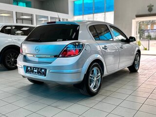 2013 Opel Astra H Рестайлинг, серебристый, 769000 рублей, вид 3